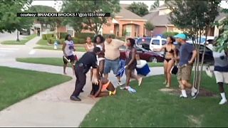 Brutal arresto al término de una pool party en Texas