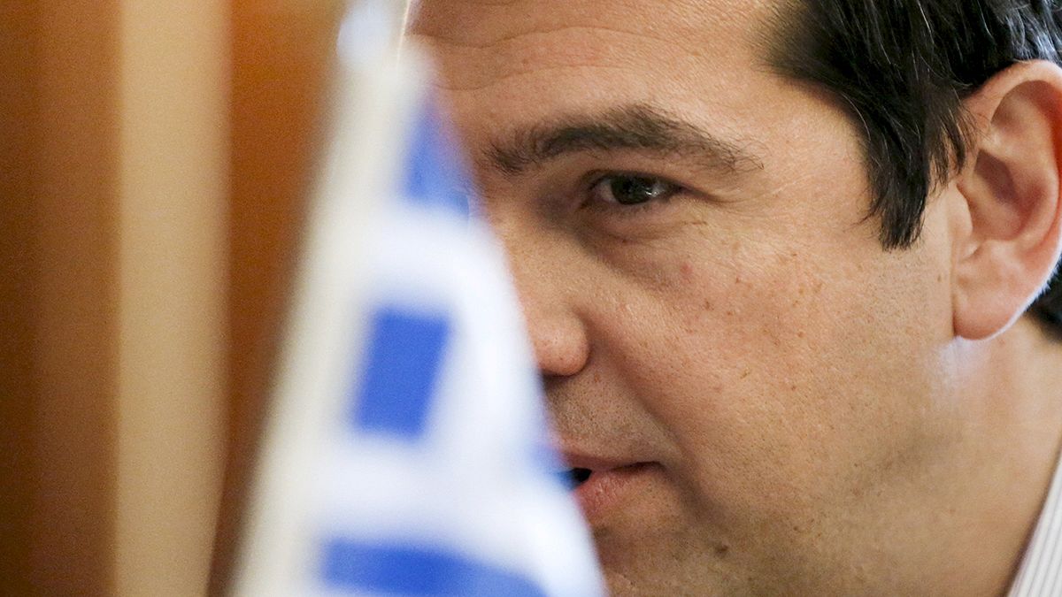 Négociations sur la dette : Tsipras demande le soutien de ses alliés de Syriza