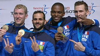 البطولة الأوروبية للمبارزة:
المنتخب الفرنسي رجال والروماني سيدات يفوزان بمعدن الذهب