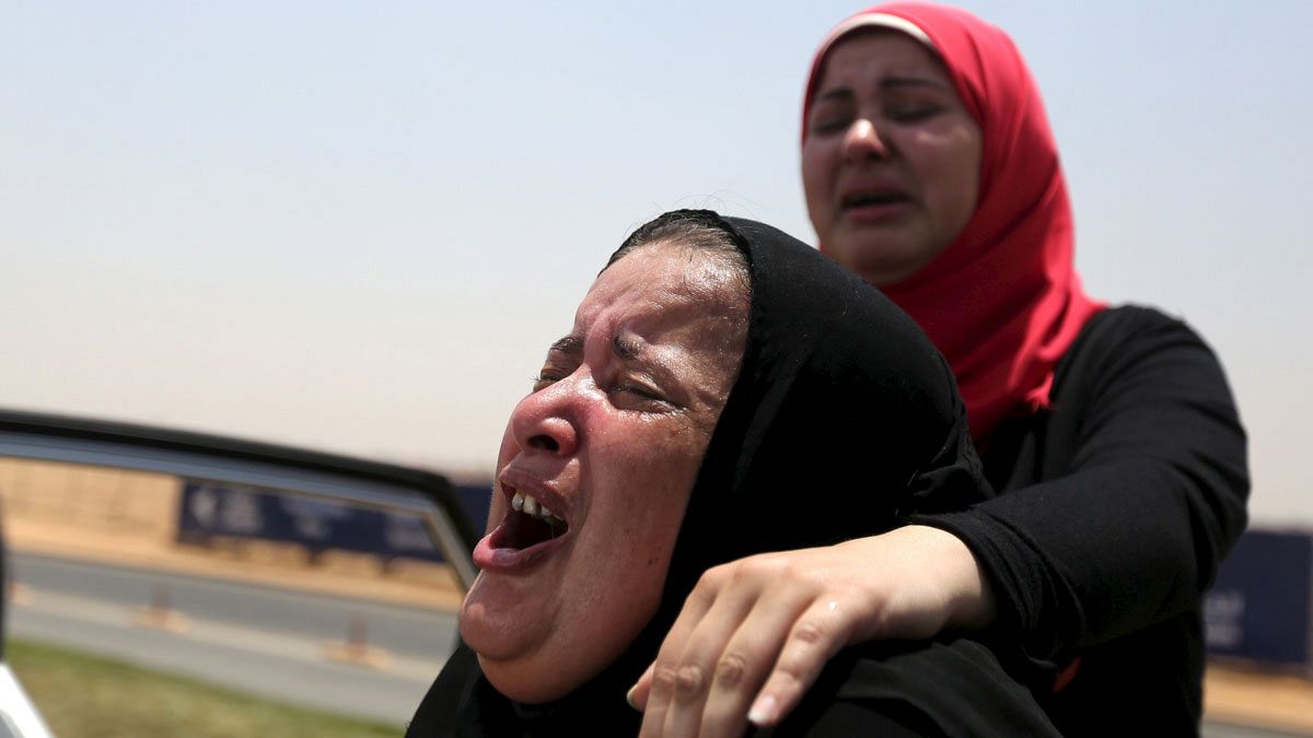 Египет: смертные приговоры по делу о трагедии на стадионе