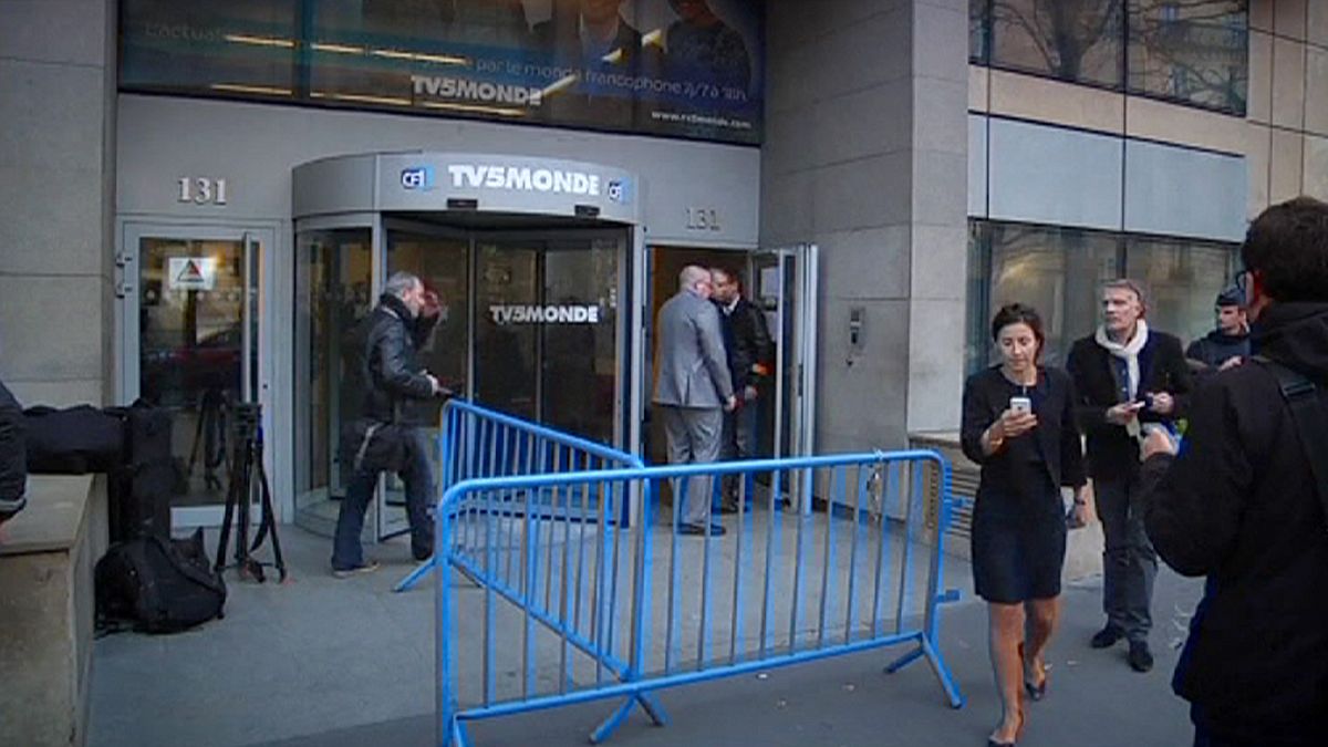 Tv5 Monde, cyberattacco: gli inquirenti sono sulla pista russa
