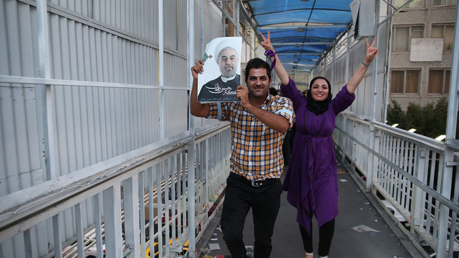 جلایی‌پور: روحانی رای خود را حفظ کرده است