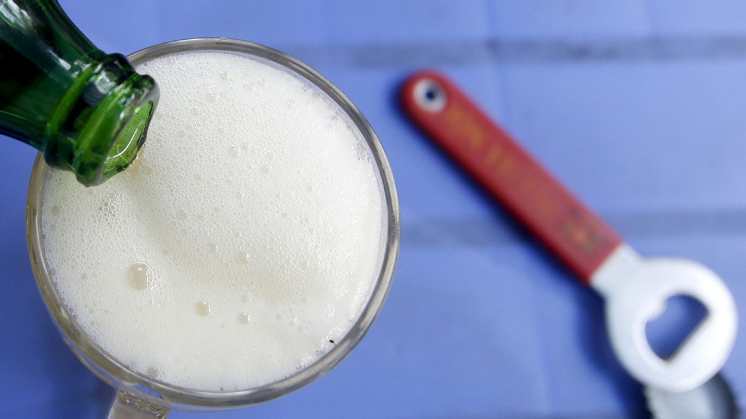 Öt év alatt csaknem felére csökkent az oroszok alkoholfogyasztása