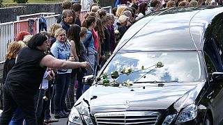 Germania, in centinaia al corteo funebre dei ragazzi morti nell'incidente della Germanwings