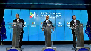 Cimeira UE-CELAC termina em Bruxelas com reforço de laços entre os dois blocos