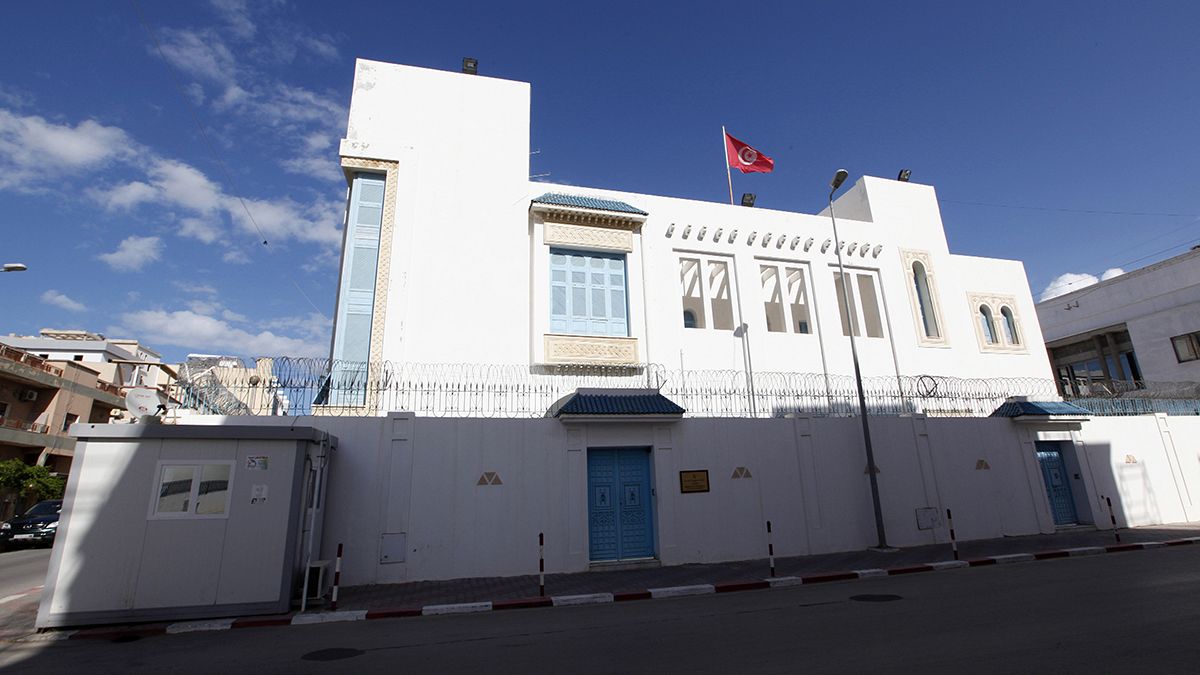 حمله افراد مسلح به سفارت تونس در لیبی