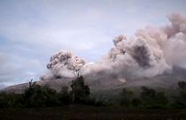Индонезия: вулкан Синабунг заработал снова