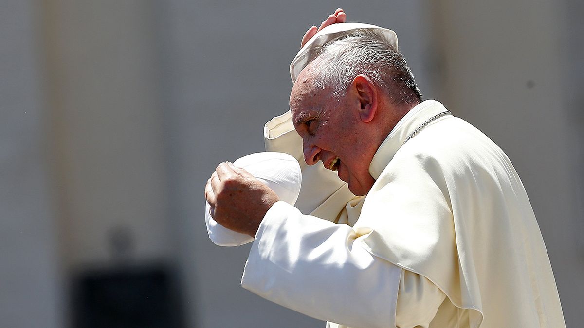 Papa Francisco em público com ativista "gay"
