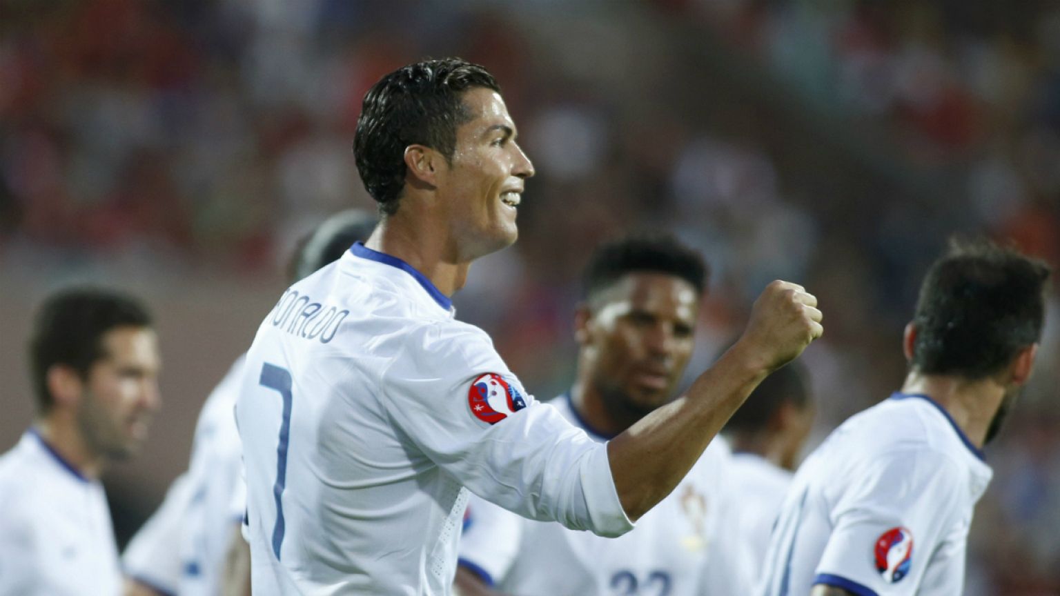 Qualificação Euro2016: Portugal vence (3-2) na Arménia e Ronaldo chega aos 55 golos