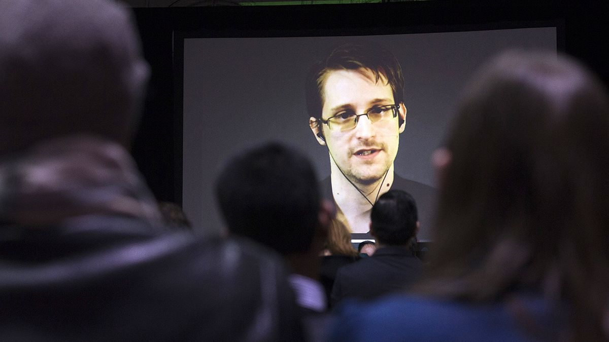Rusya ve Çin Snowden'in yardımıyla İngiliz ajanların kimliklerini tespit etti