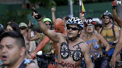 Meksika ve Venezuela'da "Bisiklete Çıplak Binme Günü" etkinliği