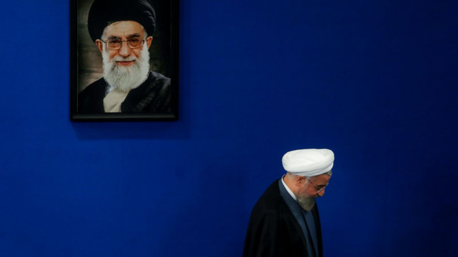 عملکرد دولت روحانی در گفتگو با حسین انصاری راد