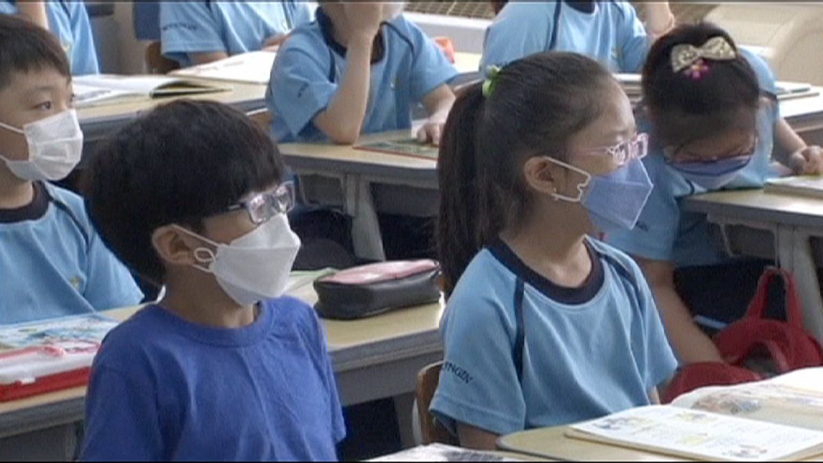 South Korea reopens schools and doubles MERS quarantine in stricken hospital