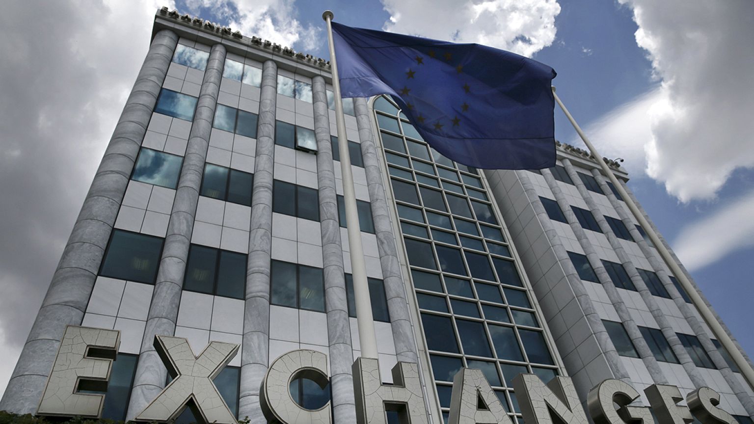 Ελλάδα: «Βυθίζεται» το Χρηματιστήριο Αθηνών