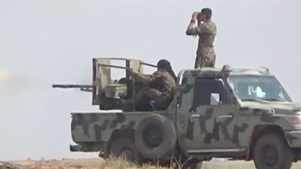 Suriye'deki Kürt güçler Tel Abyad'ı kontrol altına aldı Suriye'deki Kürt güçler Tel Abyad'ı kontrol altına aldı