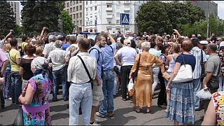 Manifestation à Donetsk pour réclamer la fin des violences en Ukraine