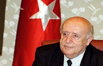 وفاة سليمان ديميرل الملقب بأبي السياسة التركية