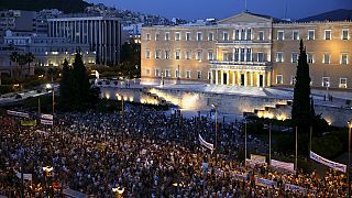 Greeks rally ahead of eurozone crunch talks