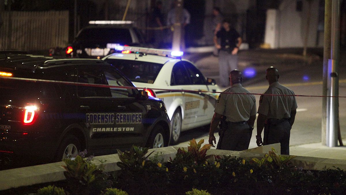 مقتل تسعة أميركيين داخل كنيسة للسود على يد مسلح أبيض في كارولينا الجنوبية
