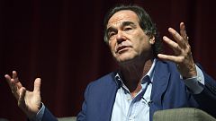 Όλιβερ Στόουν: «Viva Tsipras», «Viva New Greece»