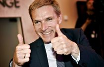 Danimarka'da genel seçimler: Sandıktan aşırı sağ çıktı, Başbakan Schmidt istifa etti
