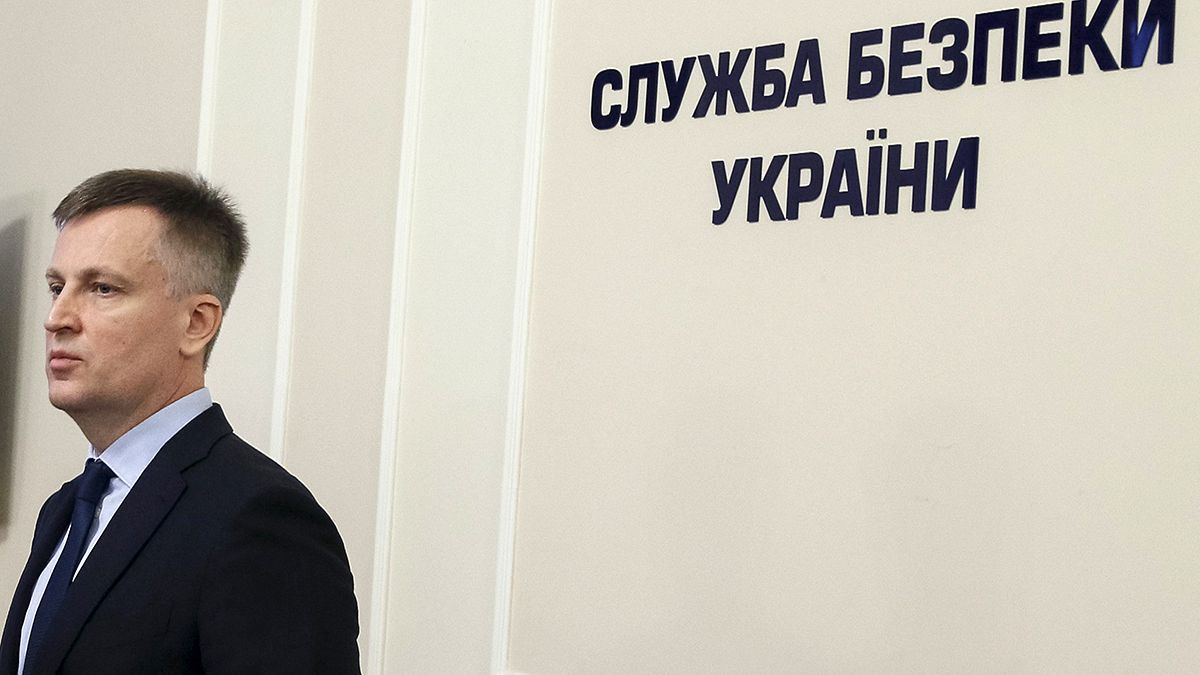 Ucrânia: Presidente demite chefe dos serviços secretos