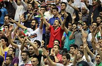 کامیابی تیم والیبال ایران و ناکامی تماشاگران زن