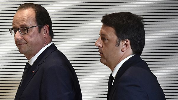 Renzi incontra Hollande: "Il problema dei migranti è europeo'' Renzi incontra Hollande: "Il problema dei migranti è europeo''