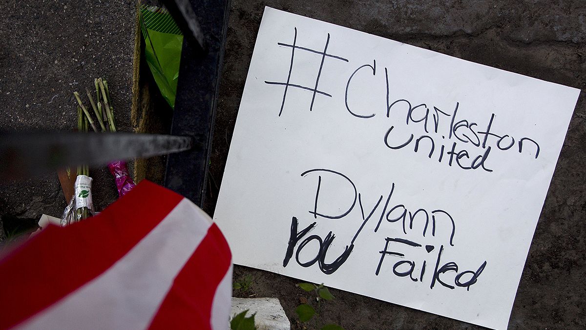 Charleston rend hommage aux victimes de la tuerie raciste