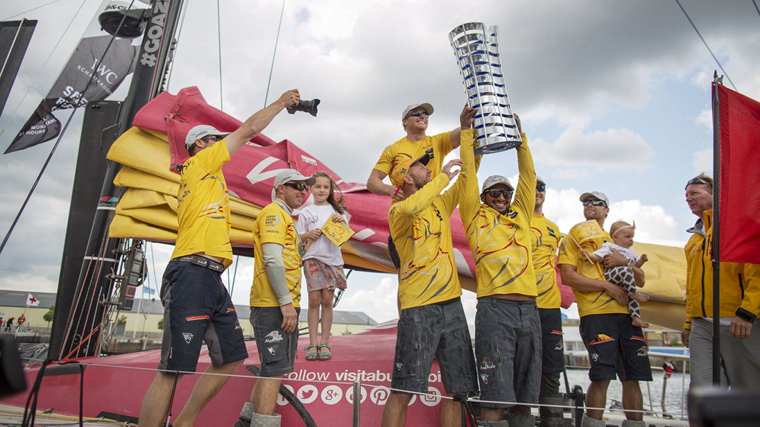 Volvo Ocean Race: vince Abu Dhabi Ocean Racing