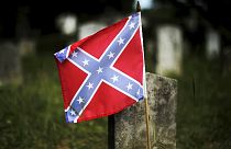 ABD ırkçılık sembolü bayraklar kullanmaya devam mı edecek?