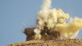 IŞİD Palmira'da iki türbeyi havaya uçurdu
