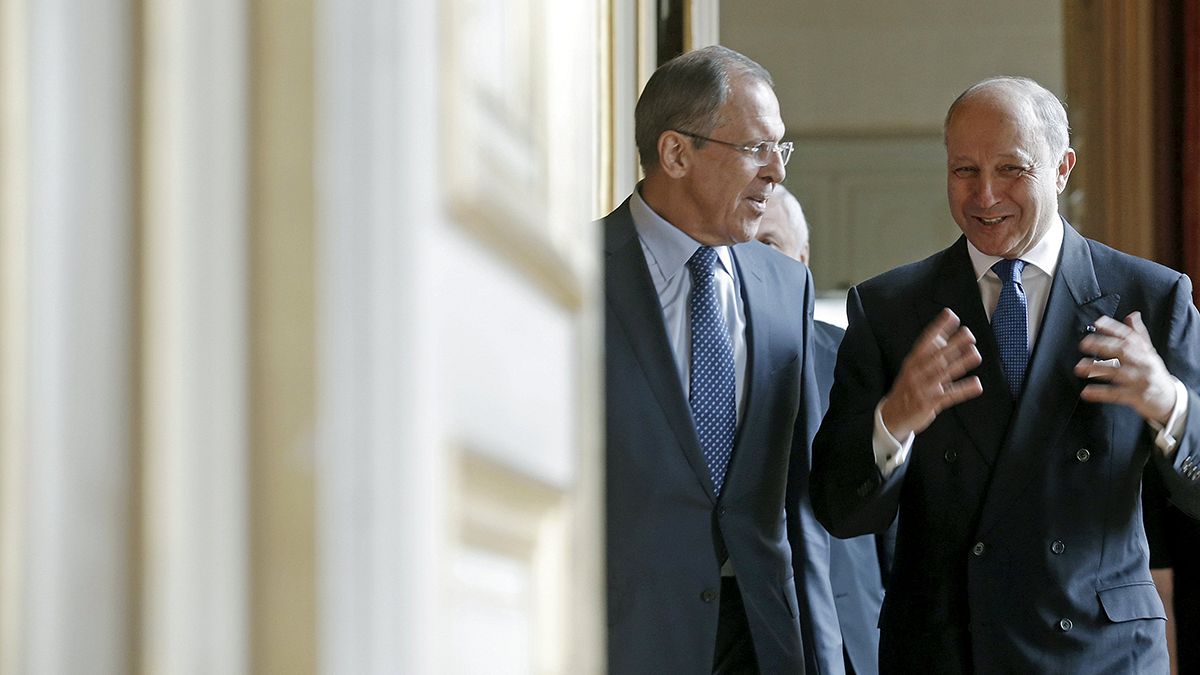 Russia e Ucraina, meeting a Parigi per ridurre la tensione