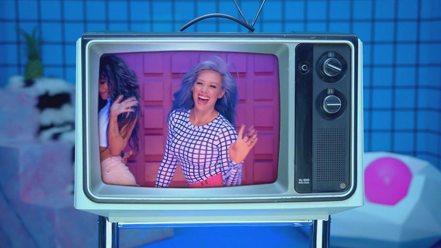 "Breathe In Breath Out", quinto album di Hilary Duff dopo 8 anni di assenza