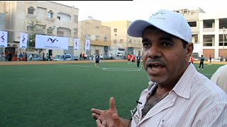 Líbia - a focipályán a békéért