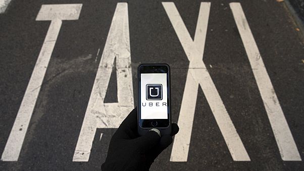 Uber ganha terreno aos taxis convencionais, que protestam Uber ganha terreno aos taxis convencionais, que protestam