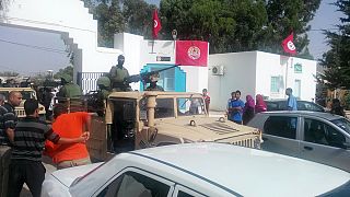 Atentado terrorista na Tunísia faz 27 mortos