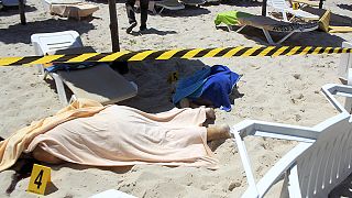 Fast vierzig Tote bei Anschlag auf tunesisches Hotel