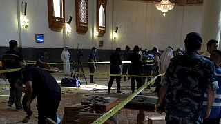 Atentado mortal del grupo Estado Islámico contra una mezquita chií de Kuwait