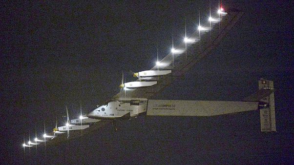 Solar Impulse 2 affronta la tappa più lunga Solar Impulse 2 affronta la tappa più lunga