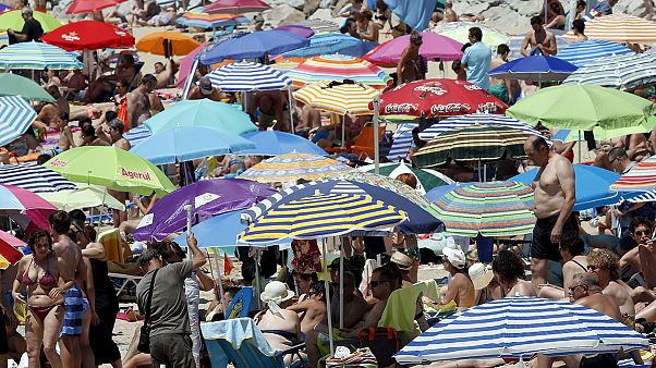 Scotland hotter than Greece: Heatwave to bring record temperatures Scotland hotter than Greece: Heatwave to bring record temperatures