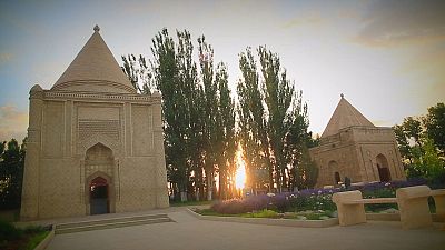 Postcards from Kazakhstan: the monument dedicated to everlasting love