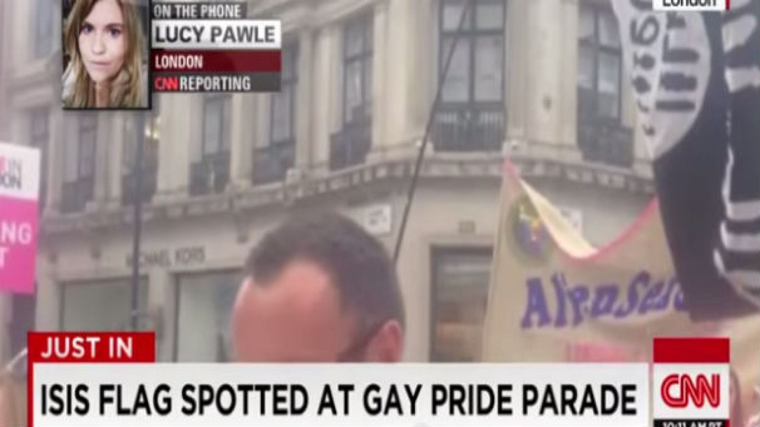 CNN International seks oyuncağı bayrağını IŞİD bayrağı sandı