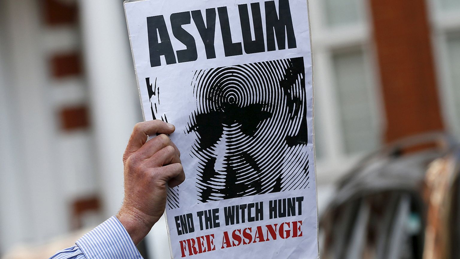 Nem kap menekültstátuszt Franciaországban Assange