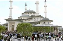 Turkey's Erdogan opens "presidential" mosque to the public