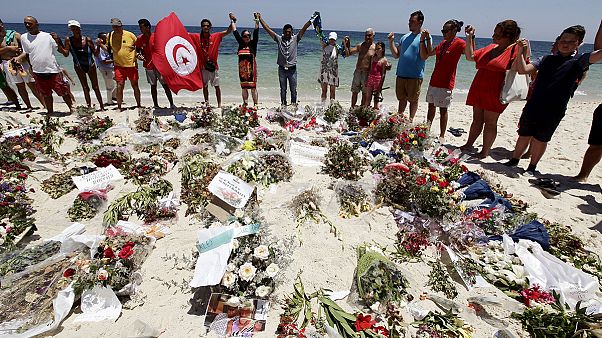 Receuillement en Grande Bretagne à la mémoire des victimes de l'attentat en Tunisie Receuillement en Grande Bretagne à la mémoire des victimes de l'attentat en Tunisie