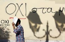 Grécia dança entre os precipícios do "sim" e do "não"