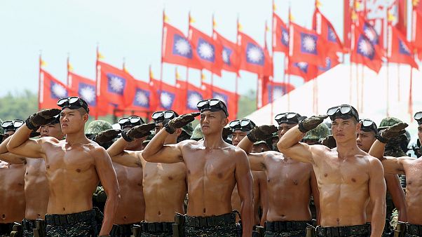 Taiwan celebra derrota japonesa há 70 anos Taiwan celebra derrota japonesa há 70 anos