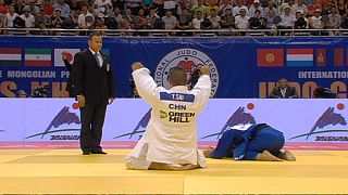 Çinli Yinjirigala judo kariyerindeki ilk altın madalyasını kazandı