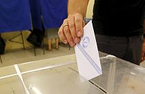 Yunanistan'daki kritik referandumda oy verme işlemi başladı